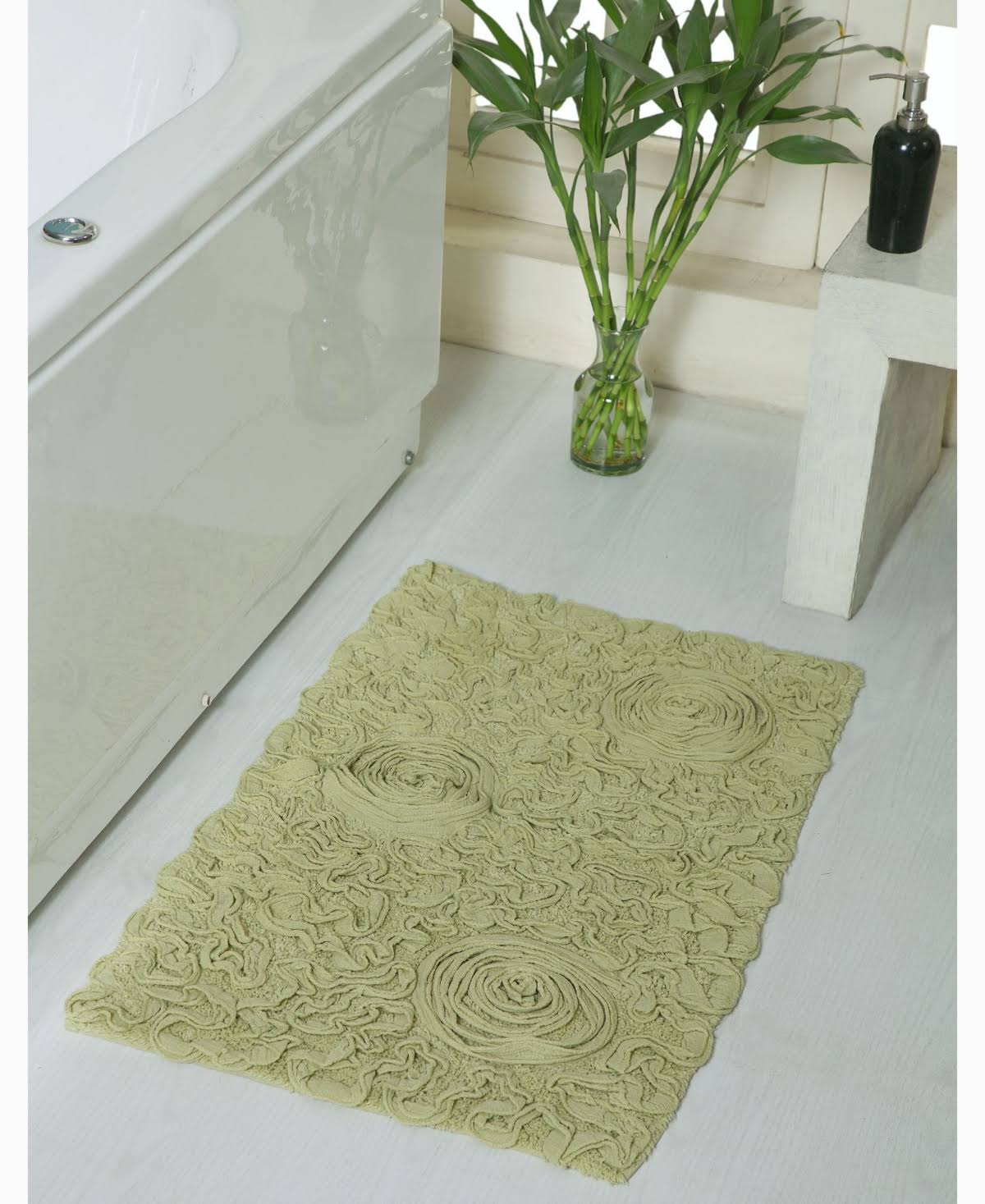 Home Weavers Bell Flower Collection Cotton Bath Rug AD1M2Y_7G4E Home Weavers Bell Flower Collection Cotton Bath Rug AD1M2Y_7G4E