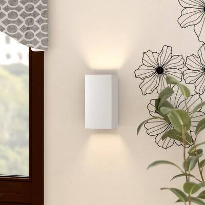 Scanlan 1 - Light Dimmable Hardwired Wall Sconce Finish: IXPR7M_VL4T Scanlan 1 - Light Dimmable Hardwired Wall Sconce Finish: IXPR7M_VL4T