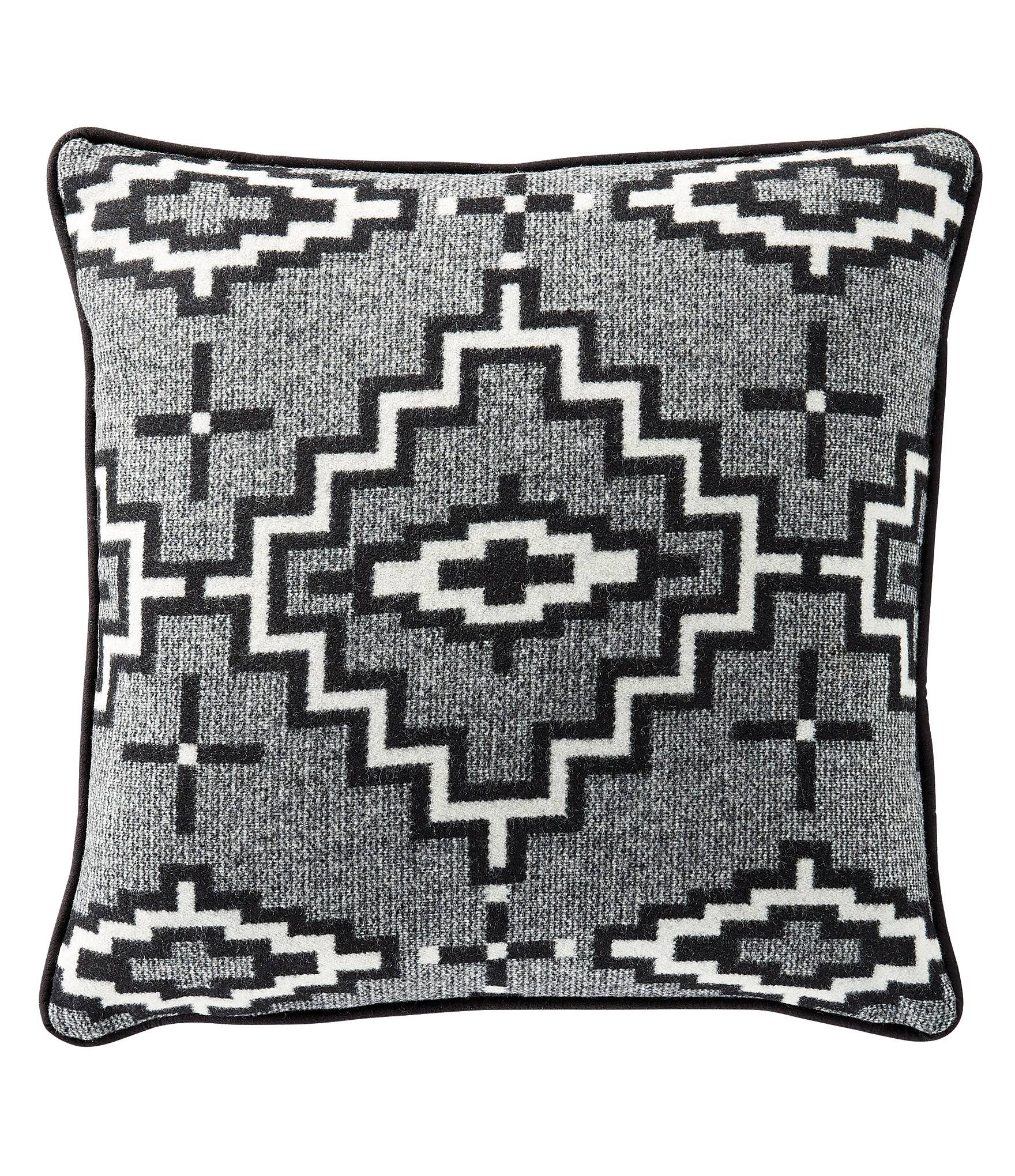 Pendleton - Decorative Jacquard Pillow - Kiva U9RUYV_9B2S Pendleton - Decorative Jacquard Pillow - Kiva U9RUYV_9B2S
