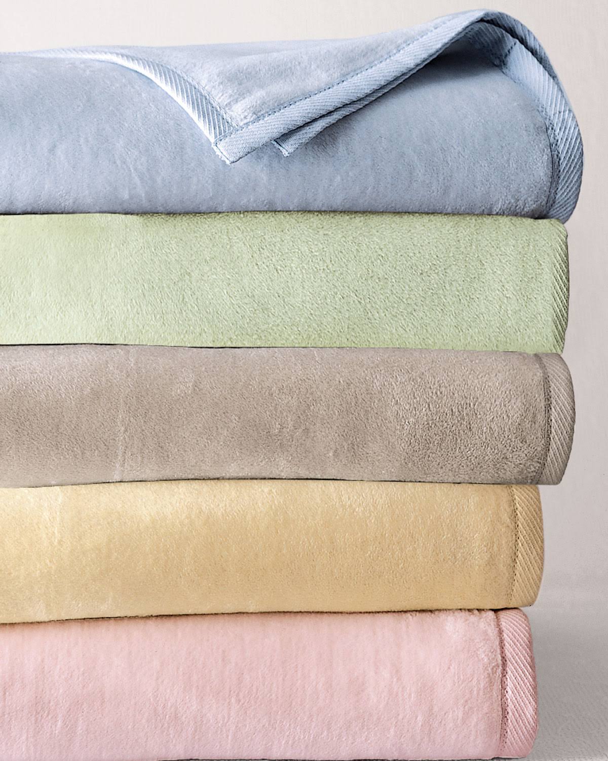 Sferra St. Moritz Blanket, Twin - XYBMB3_KALK Sferra St. Moritz Blanket, Twin - XYBMB3_KALK