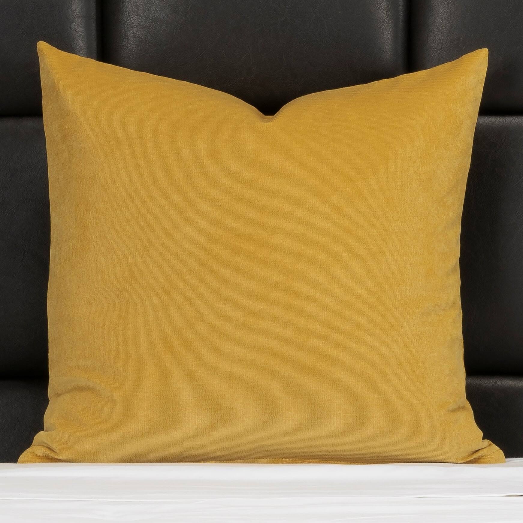 The Curated Nomad Alexander Polyester Throw Pillow - 20 x 20 - SPNTFR_CFSQ The Curated Nomad Alexander Polyester Throw Pillow - 20 x 20 - SPNTFR_CFSQ