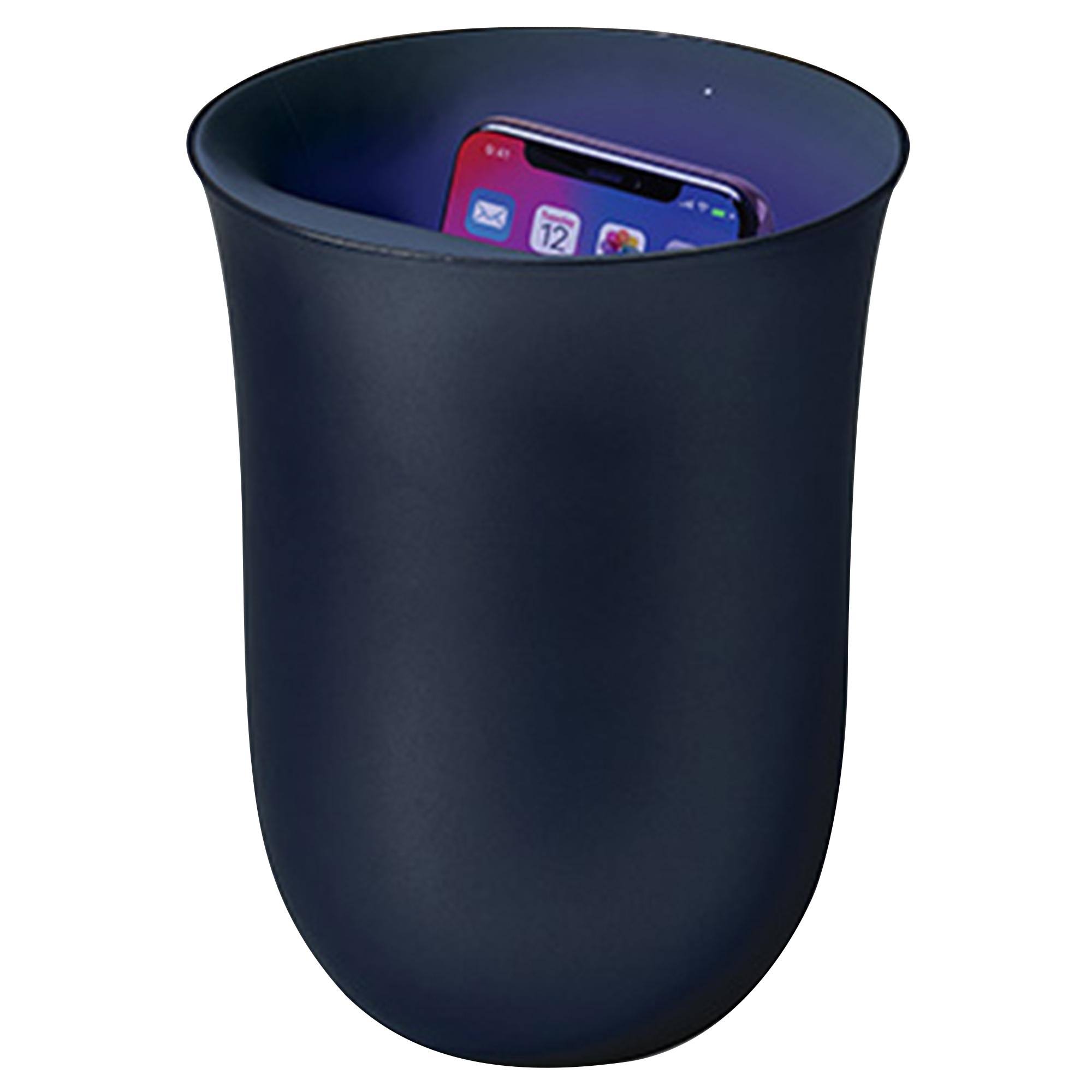 Lexon Oblio Wireless Charging Station with Built-in UV Sanitizer, Dark GIOBT8_GPXC Lexon Oblio Wireless Charging Station with Built-in UV Sanitizer, Dark GIOBT8_GPXC